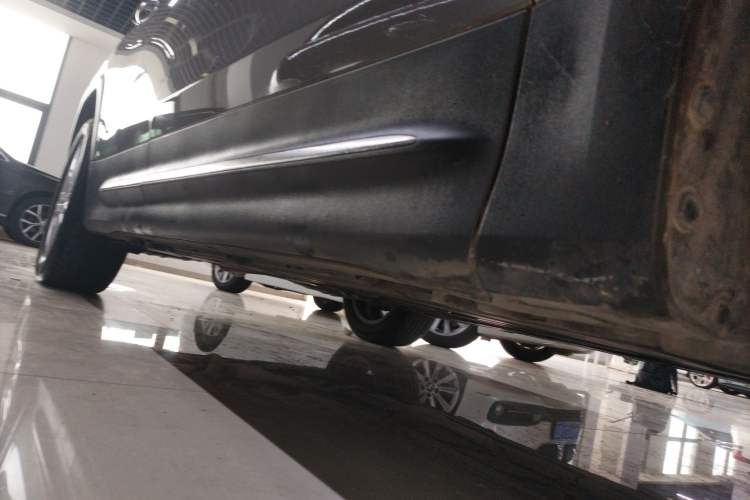 Used Mercedes-Benz GLB 2021 GLB 200 Dynamic Edition Right Side Sill