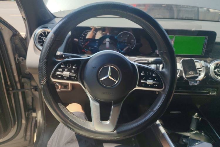 Used Mercedes-Benz GLB 2021 GLB 200 Fashion Model Steering Wheel