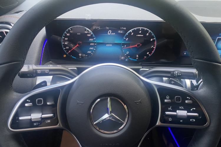 Used Mercedes-Benz GLB 2021 GLB 200 Fashion Model Steering Wheel