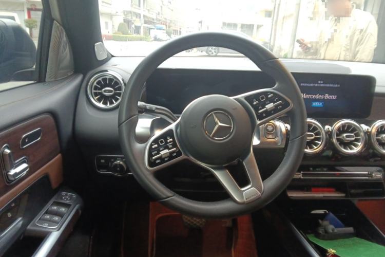 Used Mercedes-Benz GLB 2021 GLB 200 4MATIC Steering Wheel