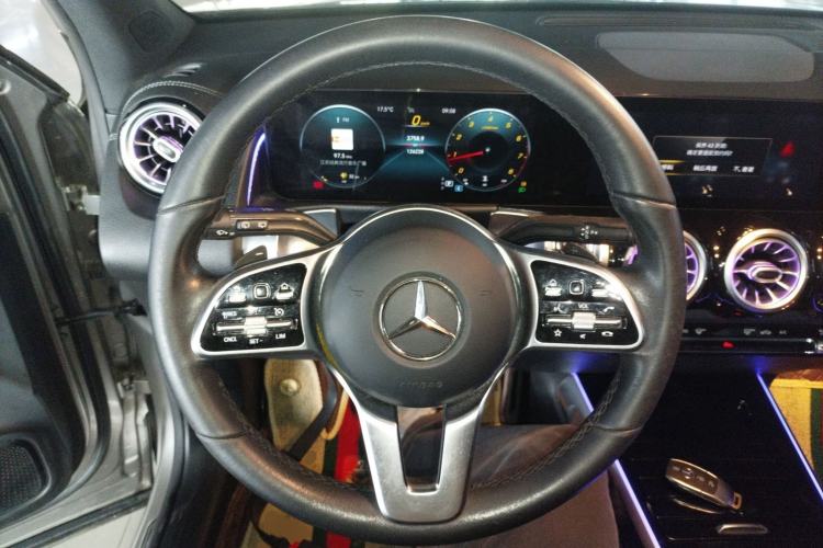 Used Mercedes-Benz GLB 2021 GLB 200 Dynamic Edition Steering Wheel