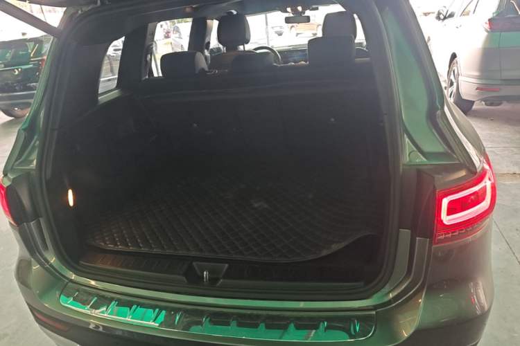 Used Mercedes-Benz GLB 2021 GLB 200 Dynamic Edition Trunk