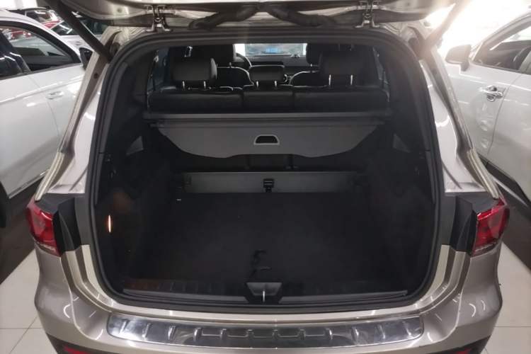 Used Mercedes-Benz GLB 2021 GLB 200 Dynamic Edition Trunk