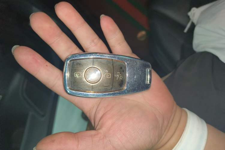 Used Mercedes-Benz GLB 2021 GLB 200 Fashion Model Vehicle Key