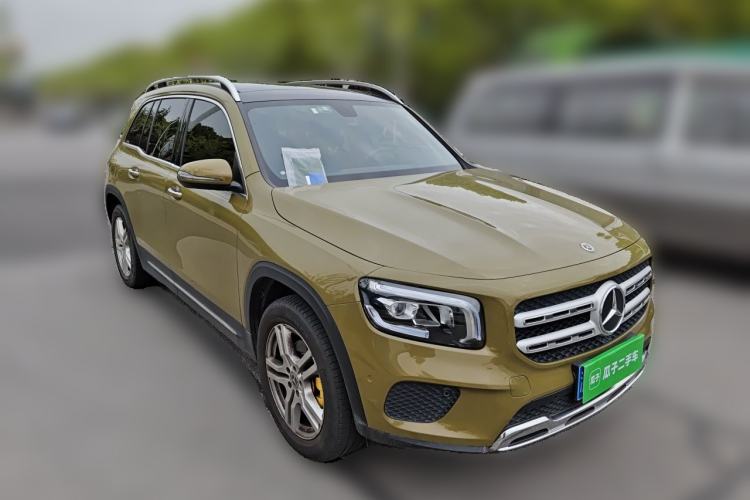 Used Mercedes-Benz GLB 2021 GLB 200 Dynamic Edition Front Right 45 Deg