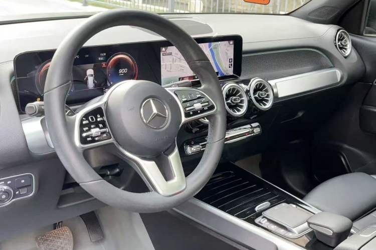 Used Mercedes-Benz GLB 2021 GLB 200 Dynamic Edition Interior 3