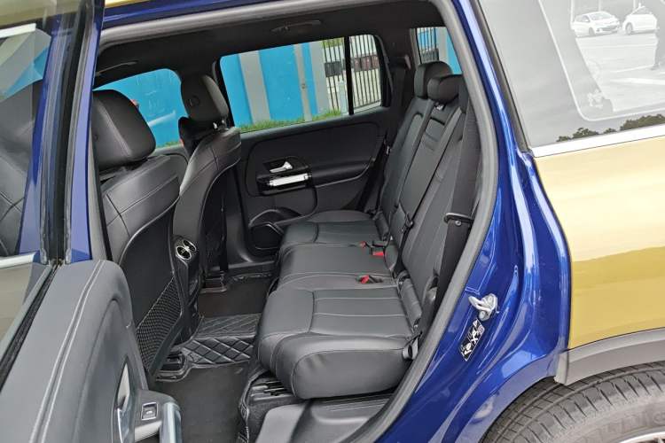 Used Mercedes-Benz GLB 2021 GLB 200 Dynamic Edition Left Rear Seat