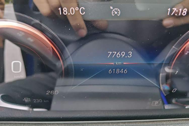 Used Mercedes-Benz GLB 2021 GLB 200 Dynamic Edition Odometer Close Up