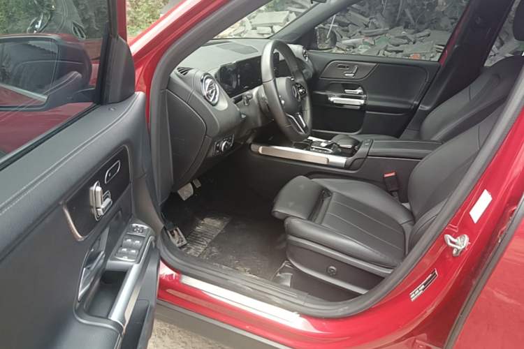 Used Mercedes-Benz GLB 2021 GLB 200 Fashion Model Driver Seat