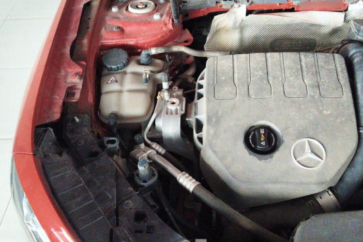 Used Mercedes-Benz GLB 2021 GLB 200 Dynamic Edition Engine Bay Right