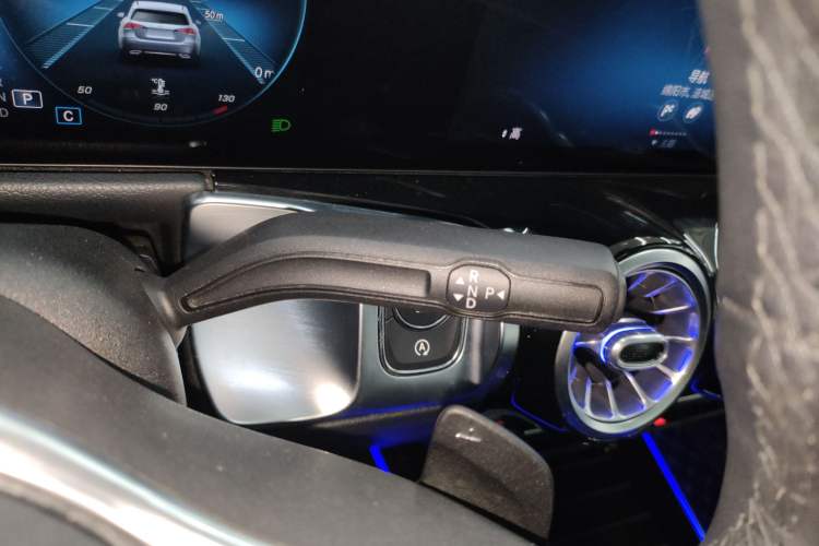Used Mercedes-Benz GLB 2021 GLB 200 Dynamic Edition Gear Lever