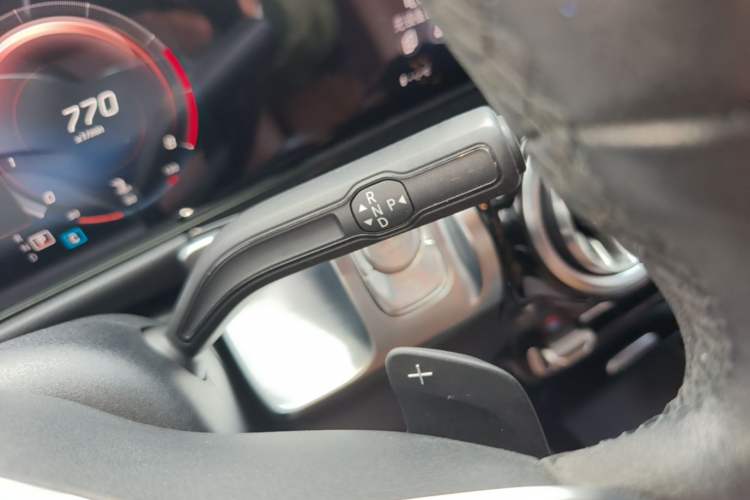 Used Mercedes-Benz GLB 2021 GLB 200 Dynamic Edition Gear Lever