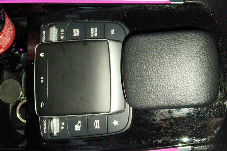 Used Mercedes-Benz GLB 2021 GLB 200 Dynamic Edition Gear Lever
