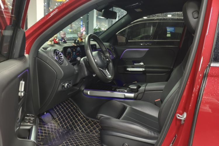Used Mercedes-Benz GLB 2021 GLB 200 Dynamic Edition Interior 3