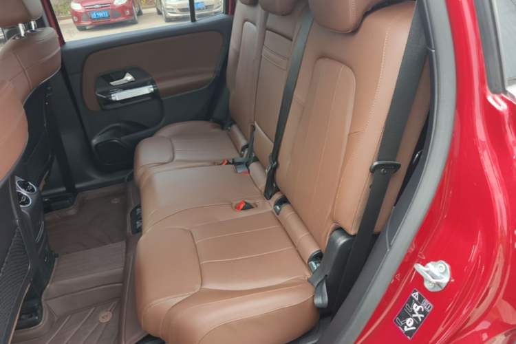 Used Mercedes-Benz GLB 2021 GLB 200 Dynamic Edition Left Rear Seat