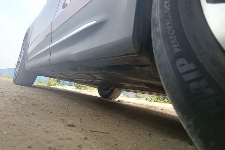 Used Mercedes-Benz GLB 2021 GLB 200 Fashion Model Left Side Sill