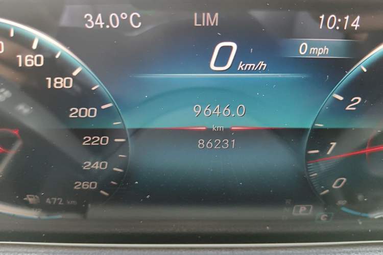 Used Mercedes-Benz GLB 2021 GLB 200 Fashion Model Odometer Close Up