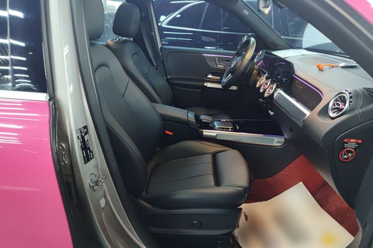 Used Mercedes-Benz GLB 2021 GLB 200 Fashion Model Right Front Seat