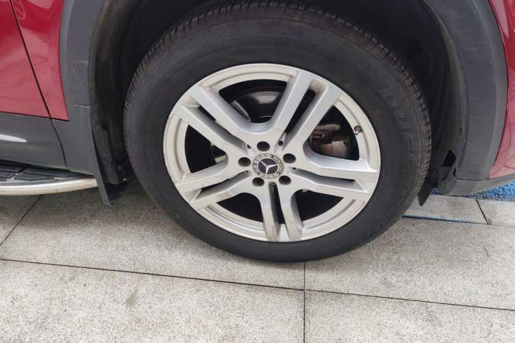 Used Mercedes-Benz GLB 2021 GLB 200 Dynamic Edition Right Front Wheel Hub