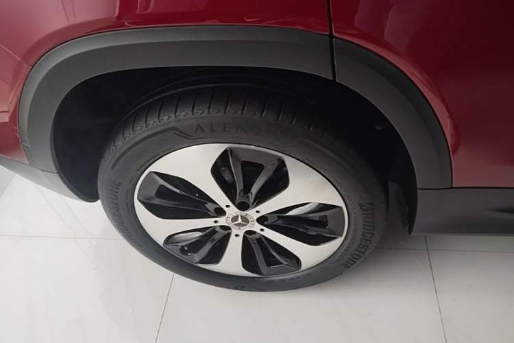 Used Mercedes-Benz GLB 2021 GLB 200 Fashion Model Right Rear Wheel Hub