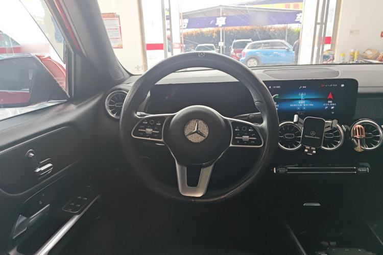 Used Mercedes-Benz GLB 2021 GLB 200 Dynamic Edition Steering Wheel