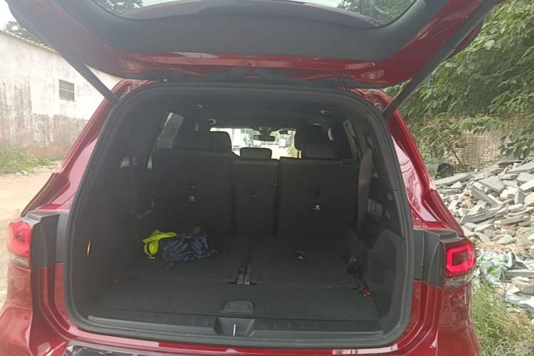 Used Mercedes-Benz GLB 2021 GLB 200 Fashion Model Trunk