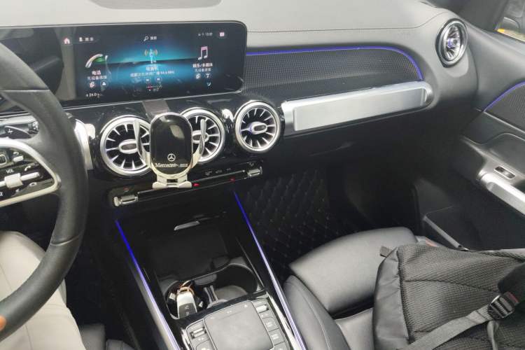 Used Mercedes-Benz GLB 2021 GLB 200 Fashion Model Audio And AC Panel