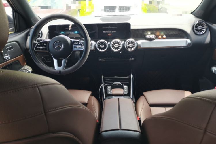 Used Mercedes-Benz GLB 2021 GLB 200 Fashion Model Center Console