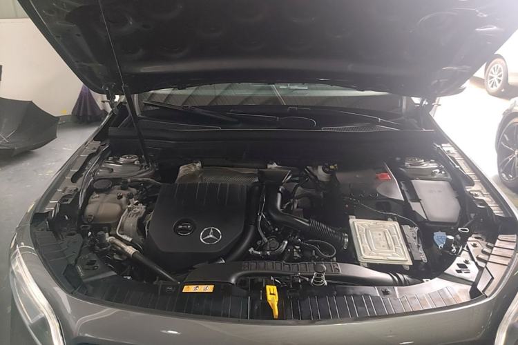 Used Mercedes-Benz GLB 2021 GLB 200 Fashion Model Engine Bay