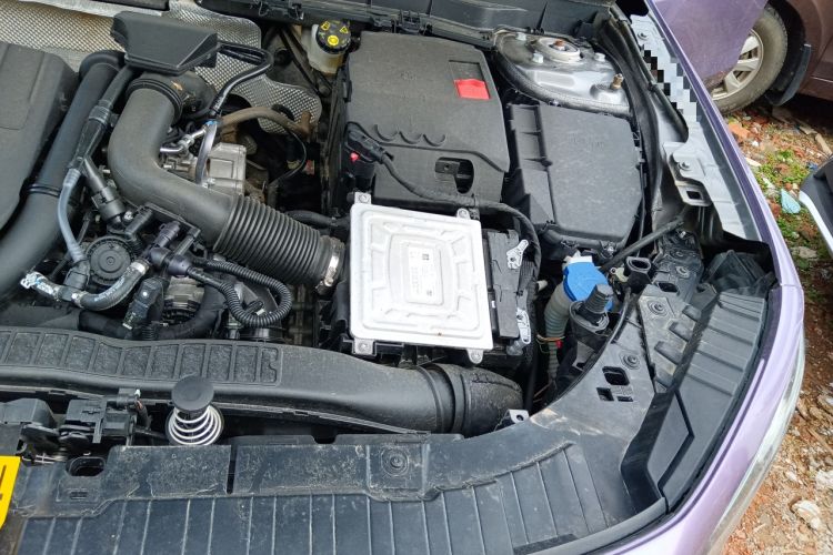 Used Mercedes-Benz GLB 2021 GLB 200 Dynamic Edition Engine Bay Left