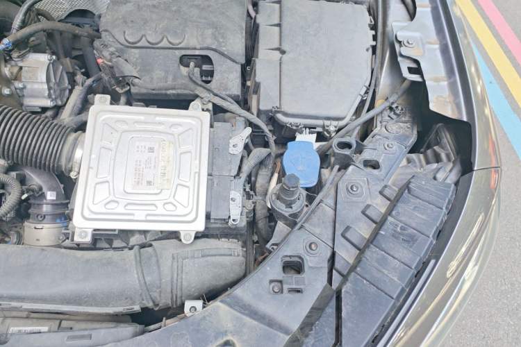 Used Mercedes-Benz GLB 2021 GLB 200 Dynamic Edition Engine Bay Left