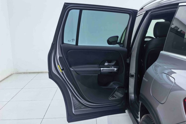Used Mercedes-Benz GLB 2021 GLB 200 Dynamic Edition Exterior 3