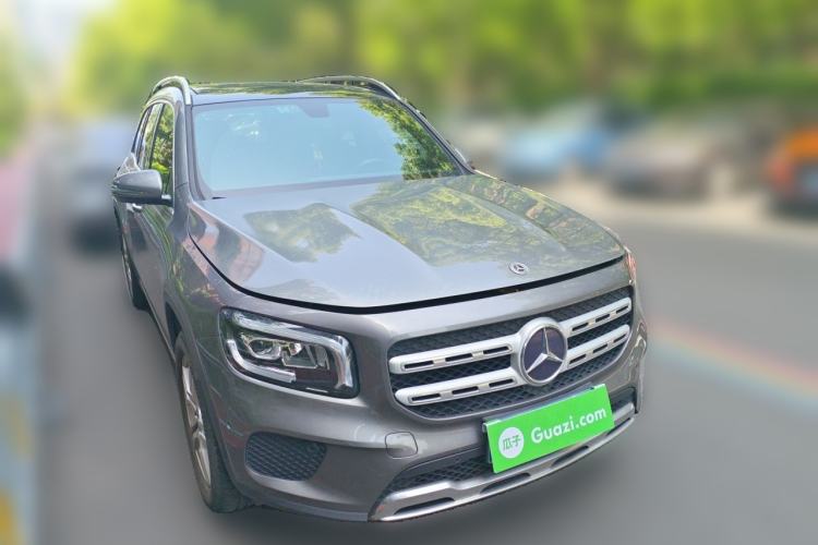 Used Mercedes-Benz GLB 2021 GLB 200 Dynamic Edition Front Right 45 Deg