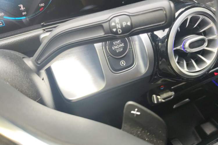 Used Mercedes-Benz GLB 2021 GLB 200 Fashion Model Gear Lever