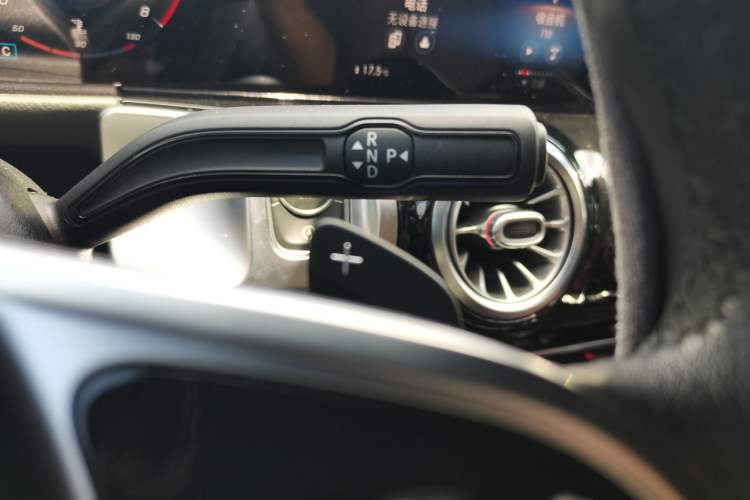Used Mercedes-Benz GLB 2021 GLB 200 Fashion Model Gear Lever