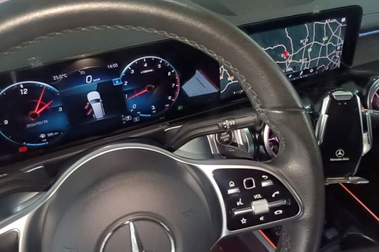 Used Mercedes-Benz GLB 2021 GLB 200 Dynamic Edition Gear Lever