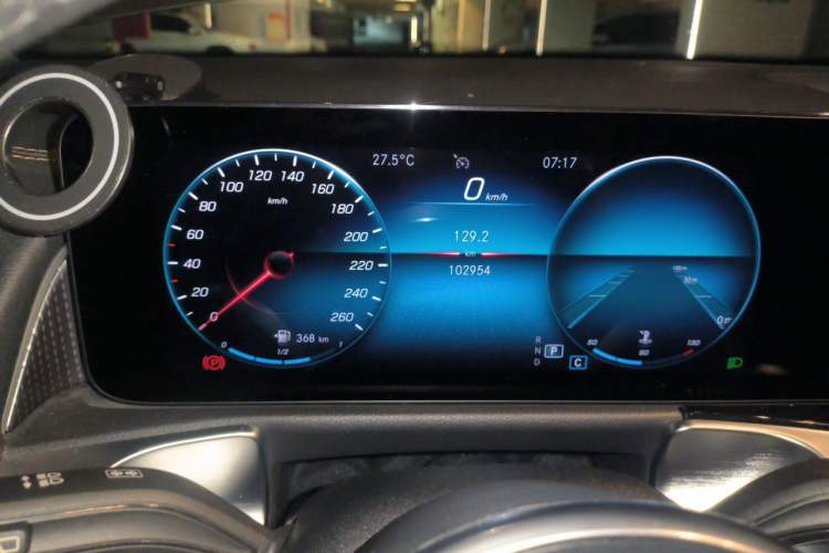 Used Mercedes-Benz GLB 2021 GLB 200 Dynamic Edition Instrument Cluster