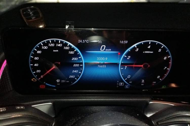 Used Mercedes-Benz GLB 2021 GLB 200 Dynamic Edition Instrument Cluster