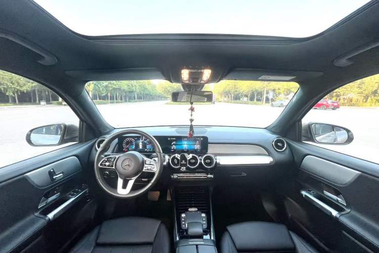 Used Mercedes-Benz GLB 2021 GLB 180 Fashion Model Interior 1