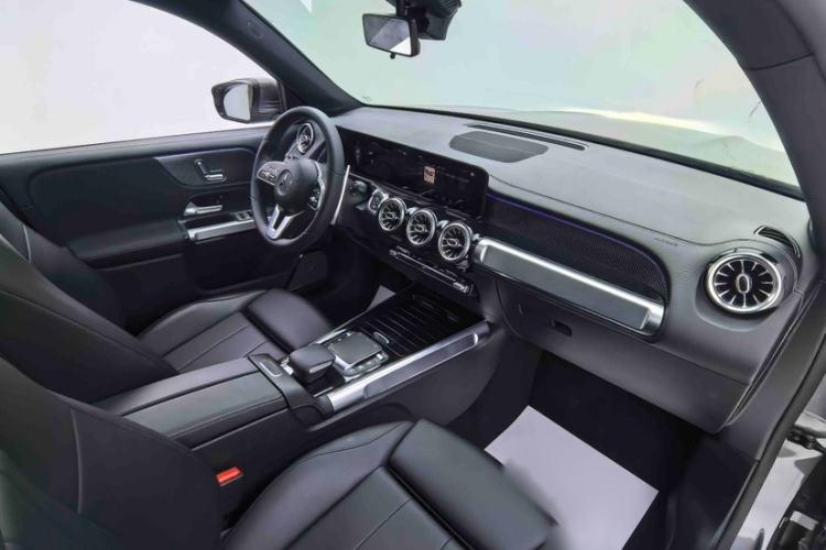 Used Mercedes-Benz GLB 2021 GLB 200 Dynamic Edition Interior 11