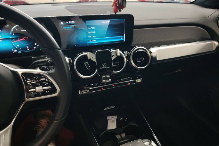 Used Mercedes-Benz GLB 2021 GLB 180 Fashion Model Interior 5