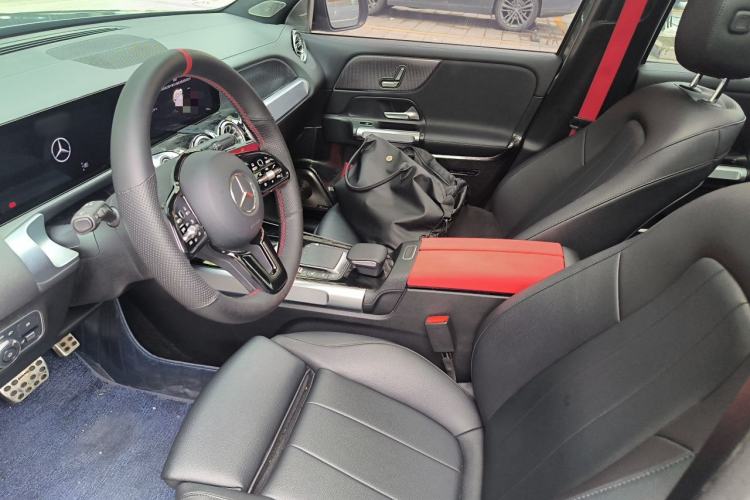 Used Mercedes-Benz GLB 2021 GLB 200 Dynamic Edition Left Front Seat