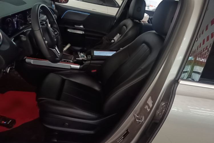 Used Mercedes-Benz GLB 2021 GLB 200 Dynamic Edition Left Front Seat
