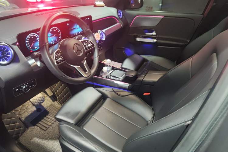 Used Mercedes-Benz GLB 2021 GLB 200 Dynamic Edition Left Front Seat