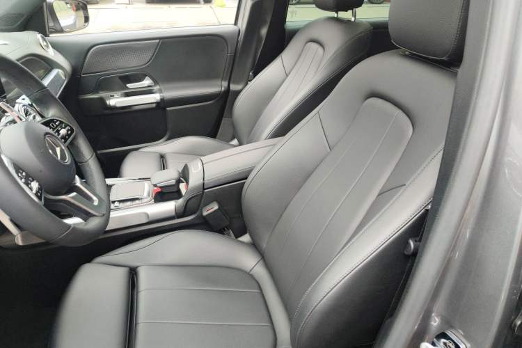 Used Mercedes-Benz GLB 2021 GLB 200 Dynamic Edition Left Front Seat