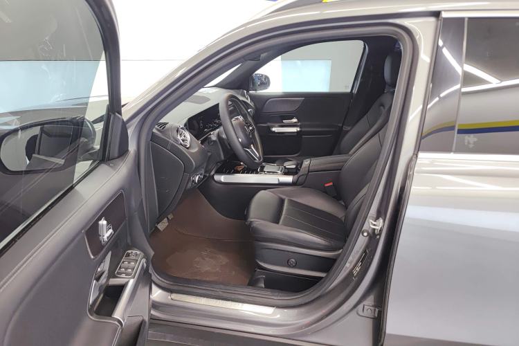 Used Mercedes-Benz GLB 2021 GLB 200 Dynamic Edition Left Front Seat