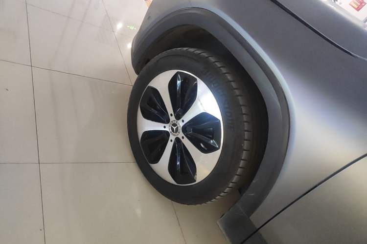 Used Mercedes-Benz GLB 2021 GLB 200 Fashion Model Left Front Wheel Hub