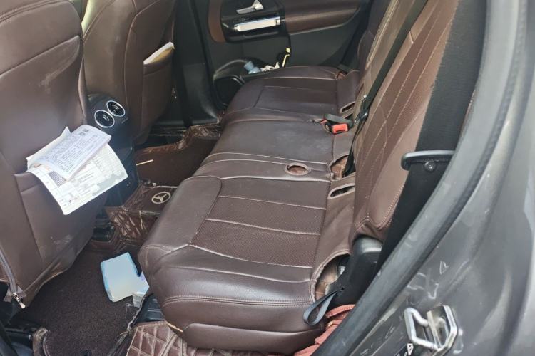 Used Mercedes-Benz GLB 2021 GLB 200 Fashion Model Left Rear Seat