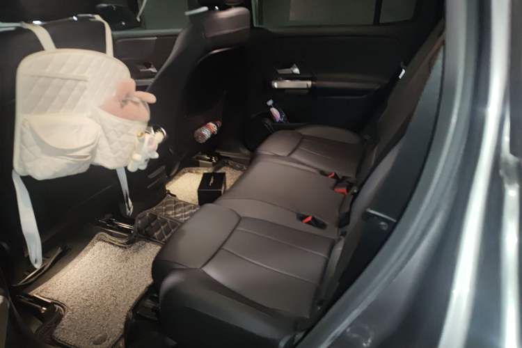 Used Mercedes-Benz GLB 2021 GLB 200 Dynamic Edition Left Rear Seat