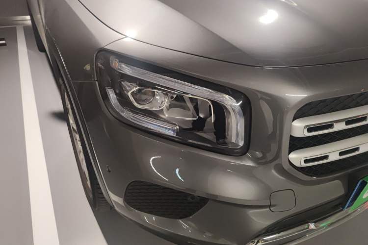 Used Mercedes-Benz GLB 2021 GLB 200 Dynamic Edition Right Front Headlight